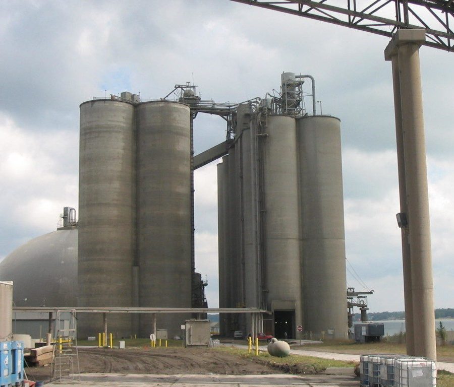 Concrete silos as a cement plant